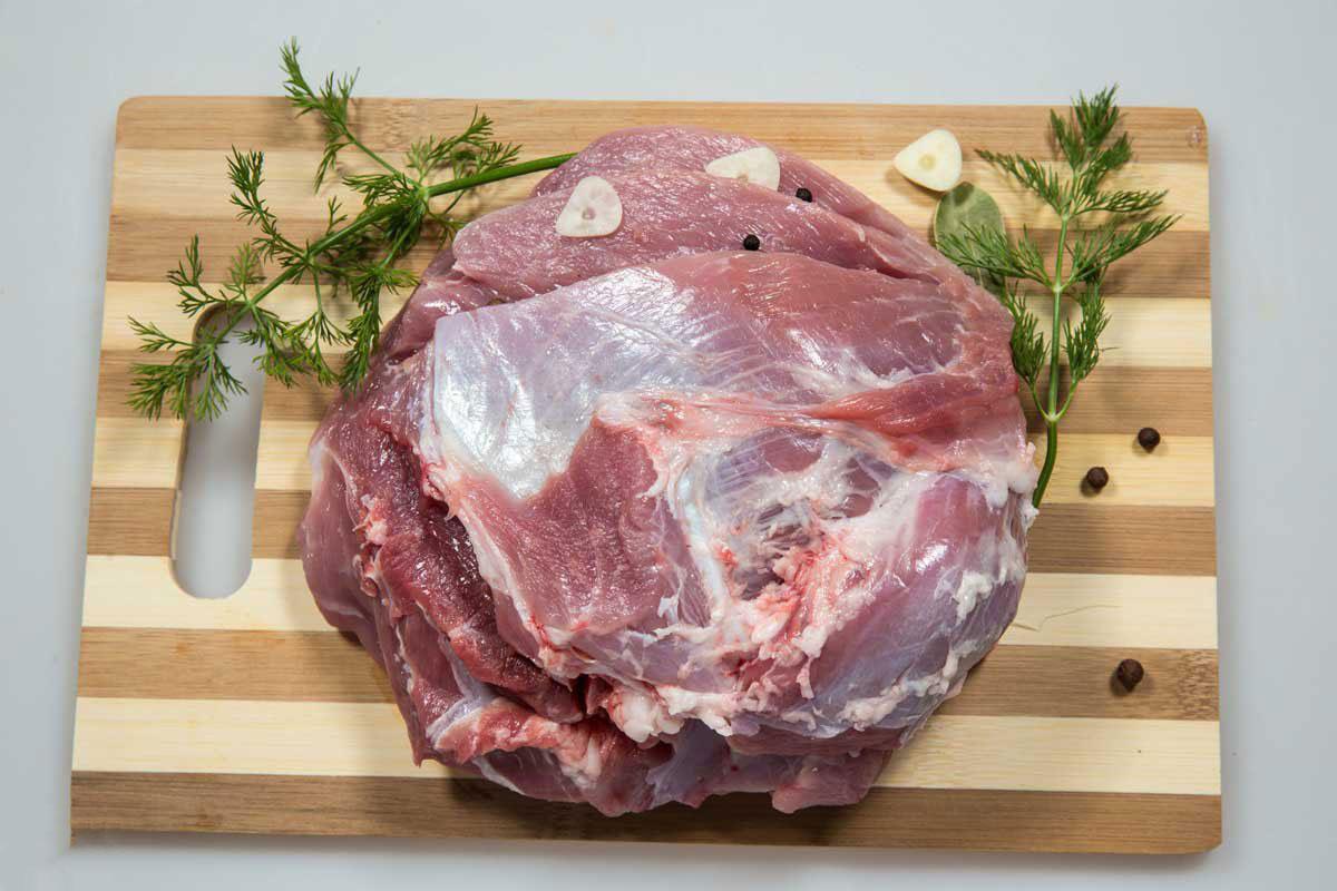 Spată de porc fară os